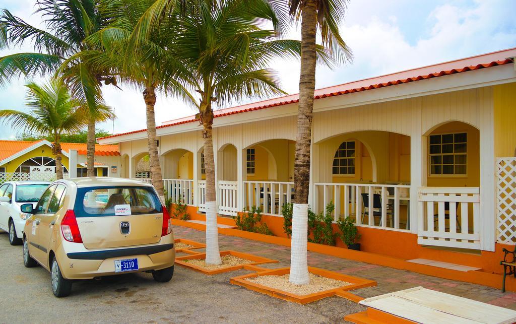 Coconut Inn Palm Beach Exterior foto